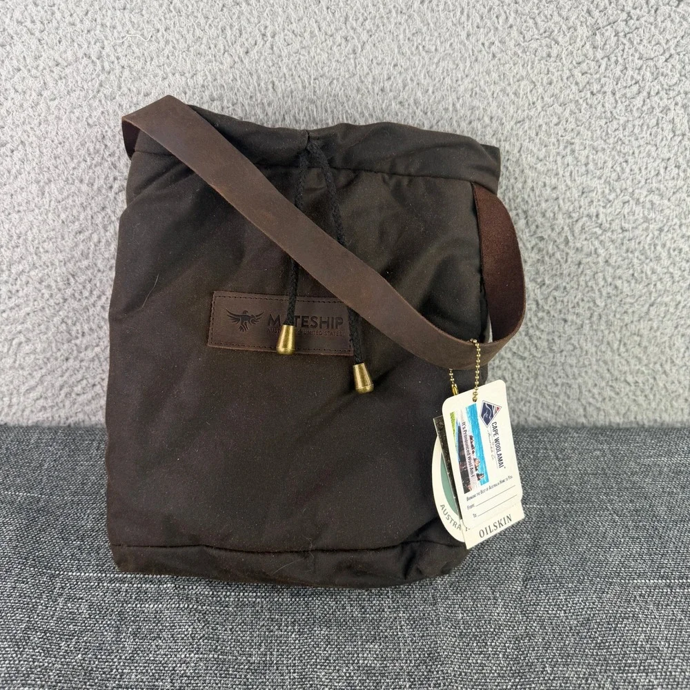 Didgeridoonas Mateship Two Cool Wine Cooler Bag Brown Oilskin Wool NEW